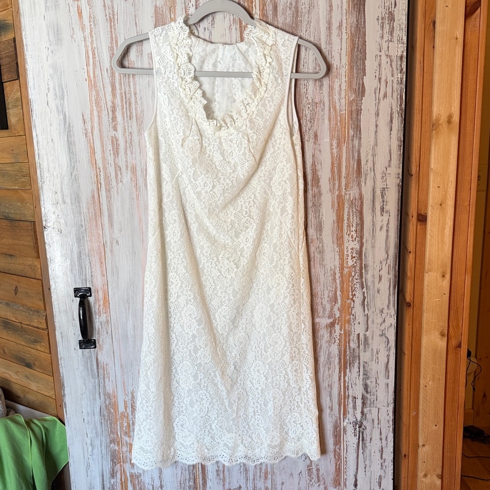 Vintage 1950s white lace slip from Vanity Fair